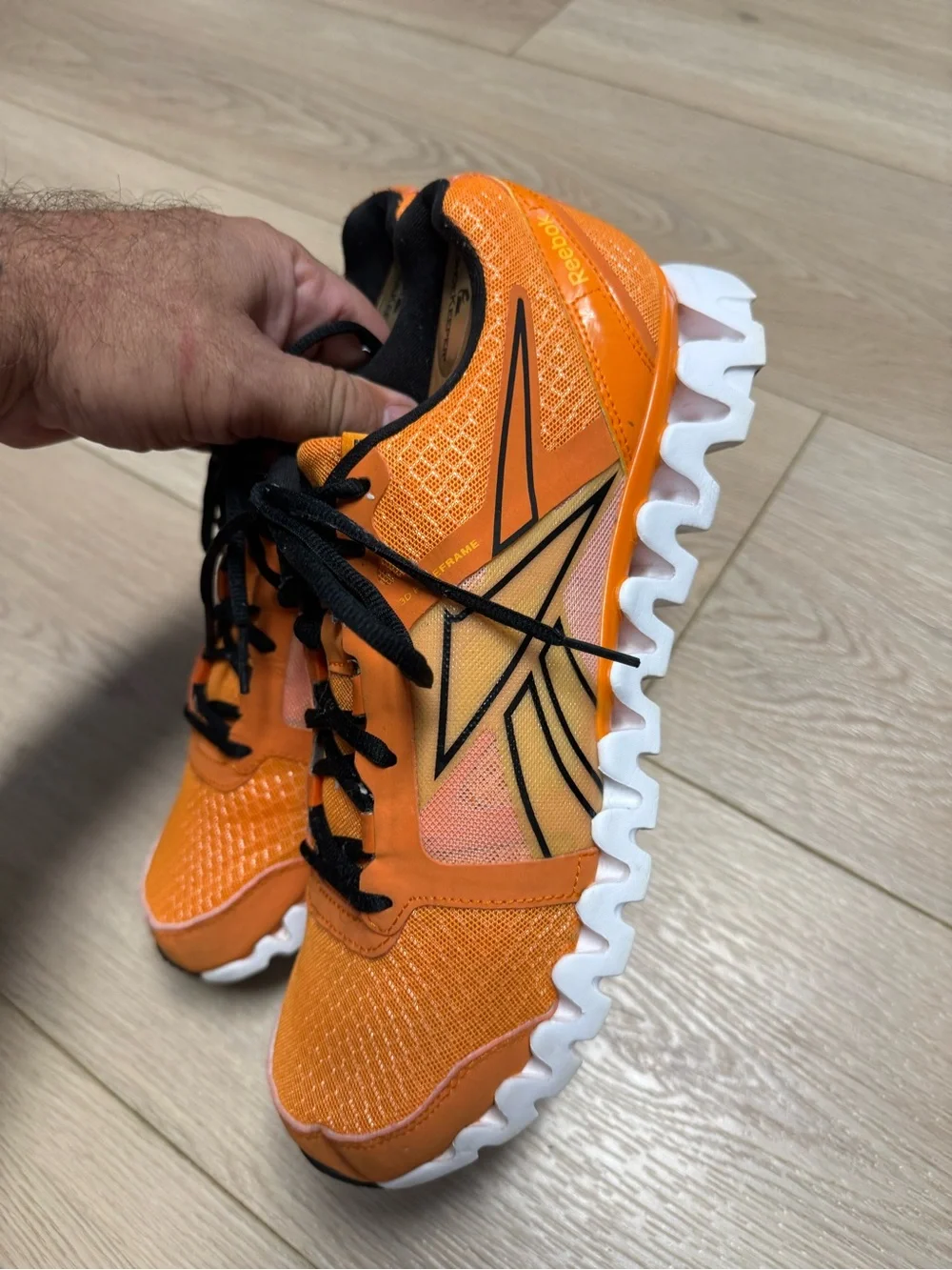 Reebok 3D FuseFrame running shoes in orange with black accents Men’s Size 10